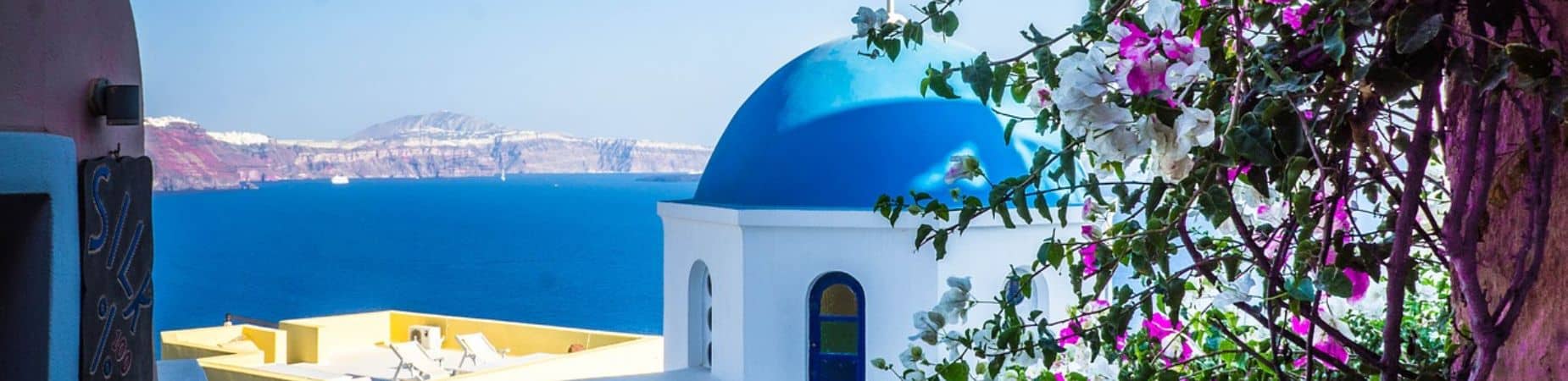 grece-maison-bleu-mer-la-rochelle-voyages
