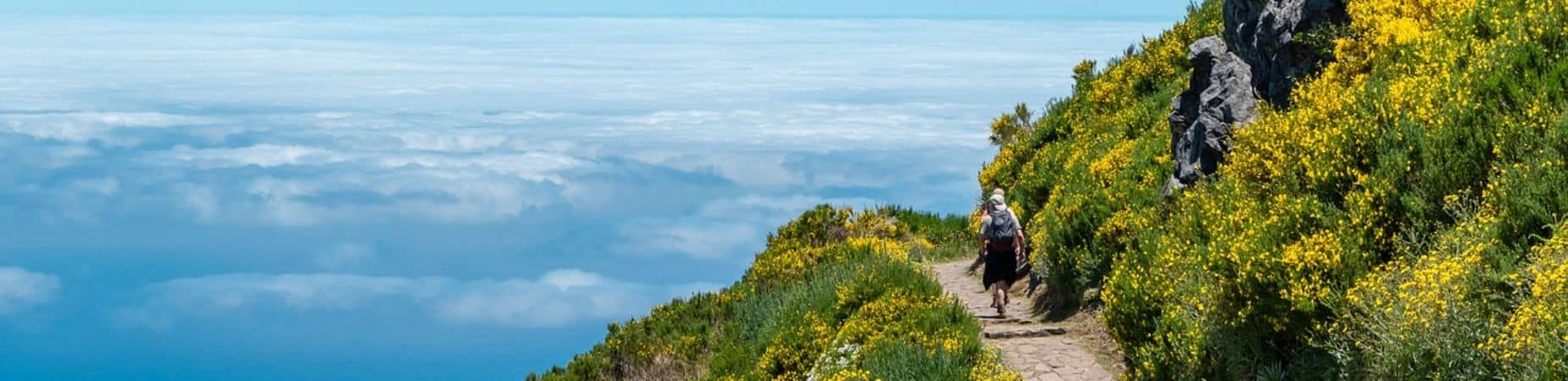 madere-ile-portugaise-nuage-la-rochelle-voyages