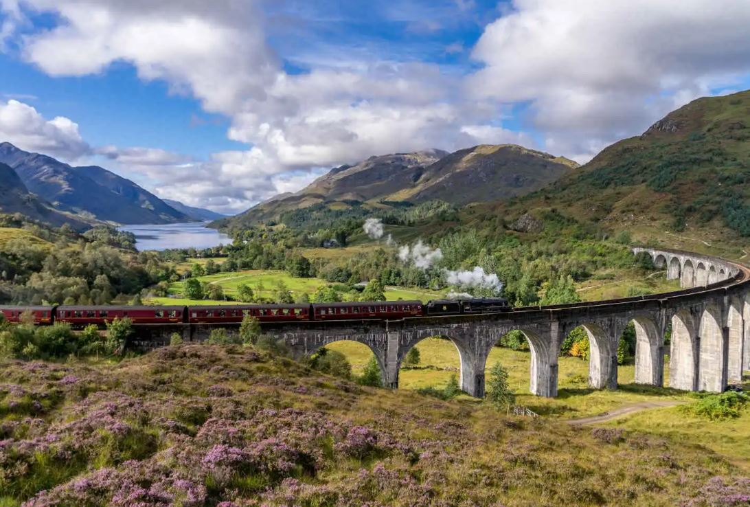 ecosse-en-train-la-rochelle-voyages